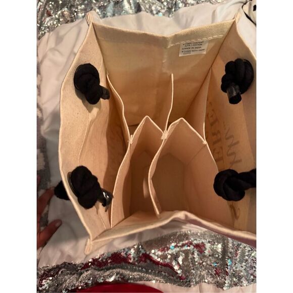 shhh there’s wine in here drink/wine/carrier- tote bag cooler reusable - Picture 4 of 5